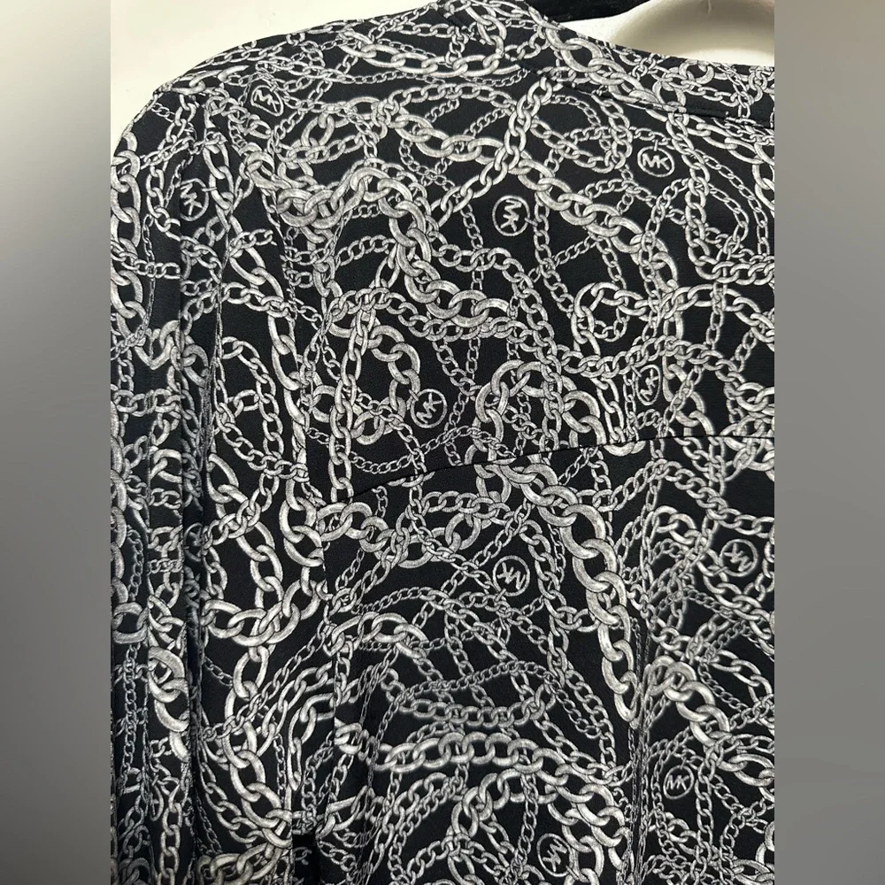 Michael Kors Chain Patterned Top in Black and White - Picture 7 of 8
